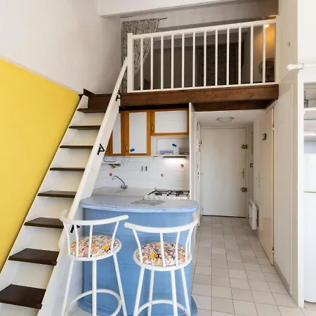 1 Bedroom And Alcove For 5
