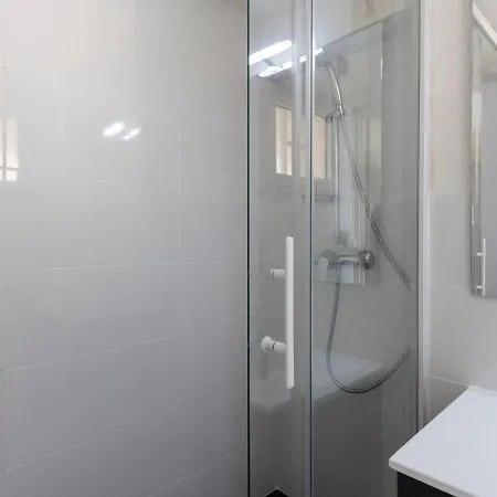 1 Bedroom And Alcove For 5 * Агд